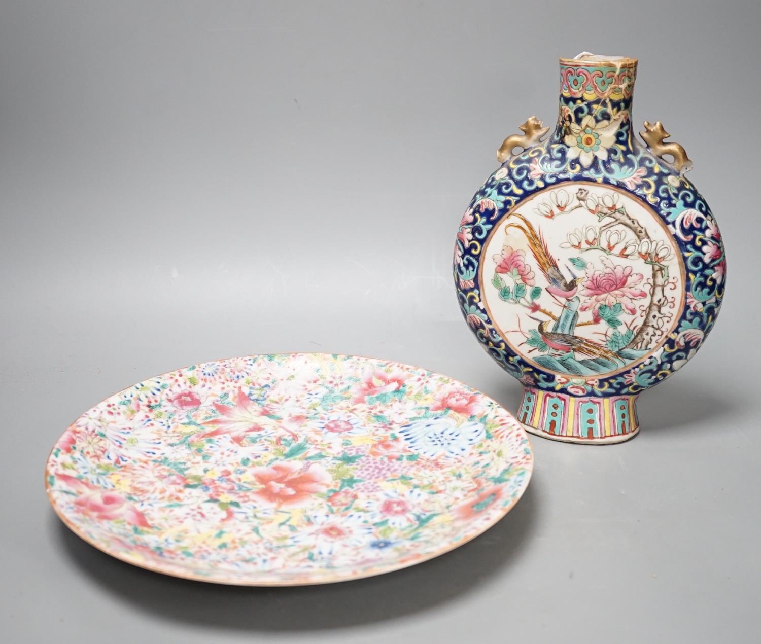 A Chinese enamelled porcelain moonflask, Tongzhi period and a Republic period millefleur dish,