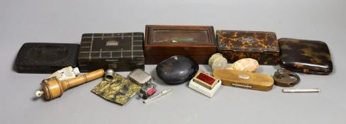 A quantity of various collectables to include a Victorian cased gilt metal etui a 9ct gold mounted