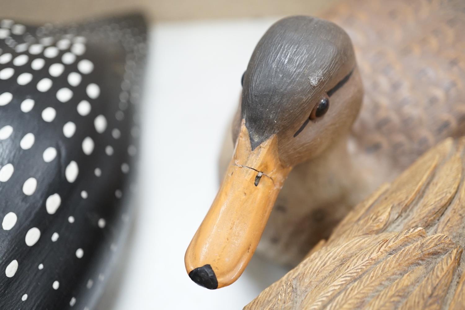 Nine carved wood decoy ducks - Image 6 of 7