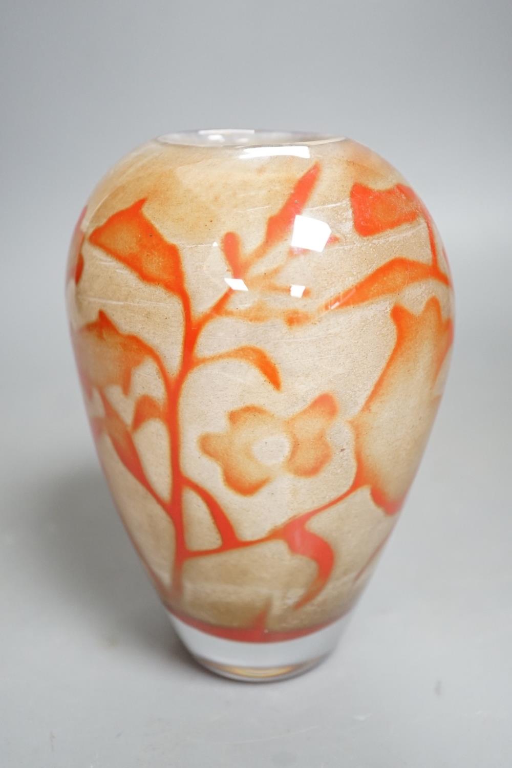 A Kosta Boda Olle Brozén studio glass vase signed, numbered 7040320 16cm. - Image 2 of 5
