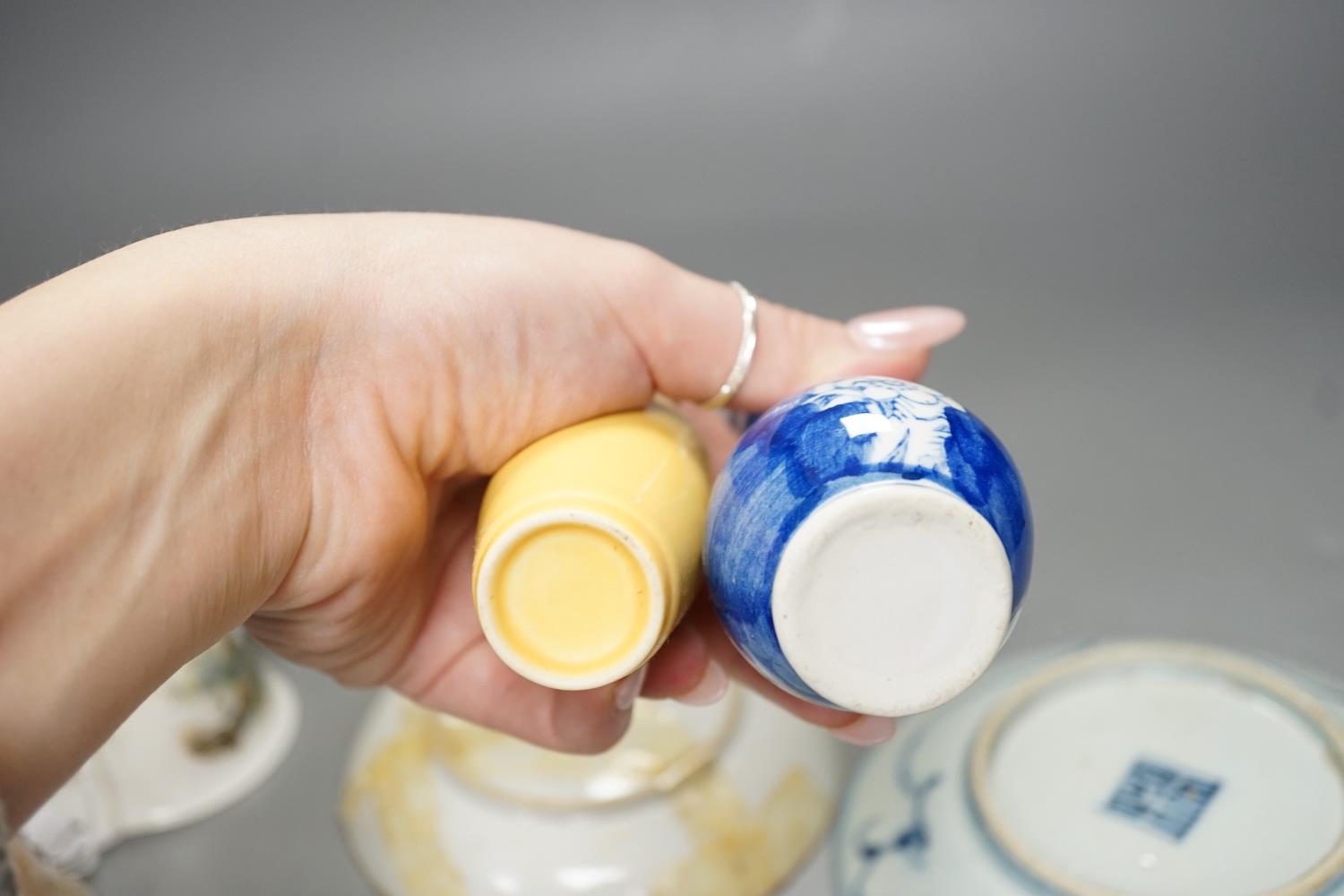 Assorted Chinese ceramics and a wooden box - Image 12 of 12