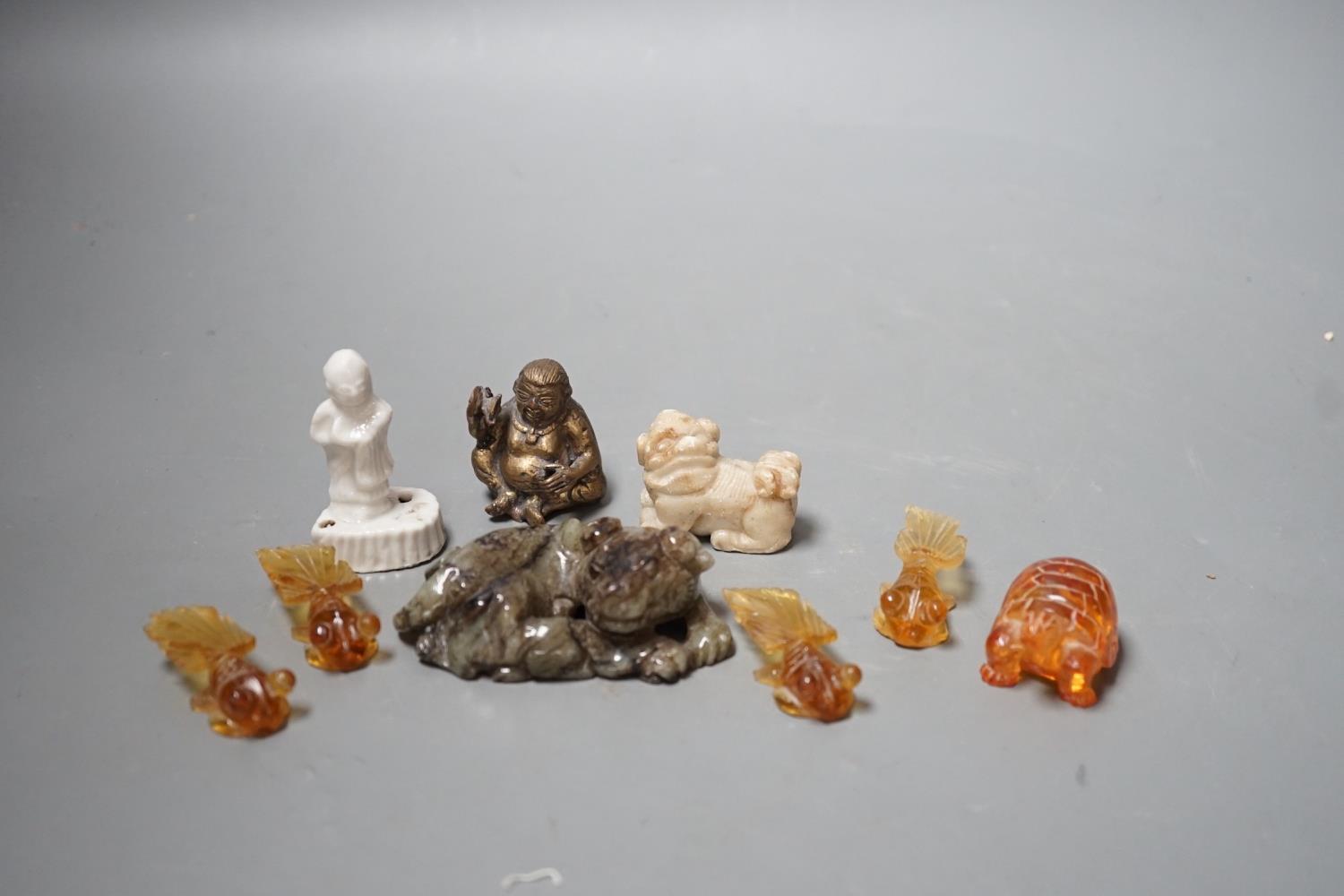 A group of Chinese jade, hardstone, faux amber carvings and models - Image 2 of 6