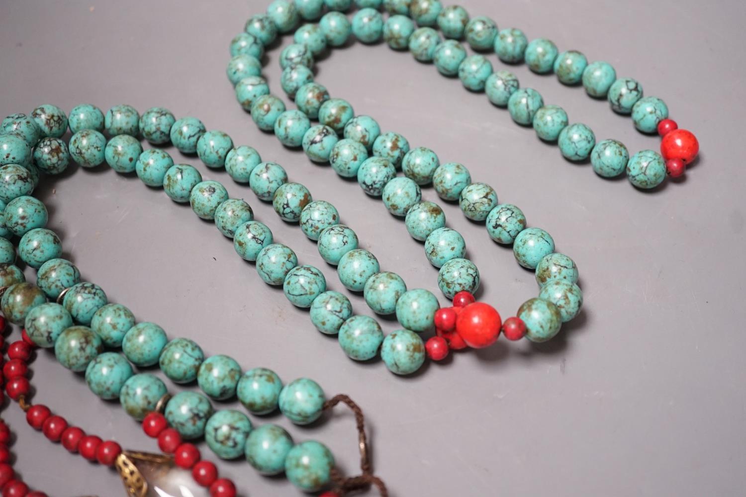 A Chinese turquoise mandarin court style necklace - Image 3 of 5