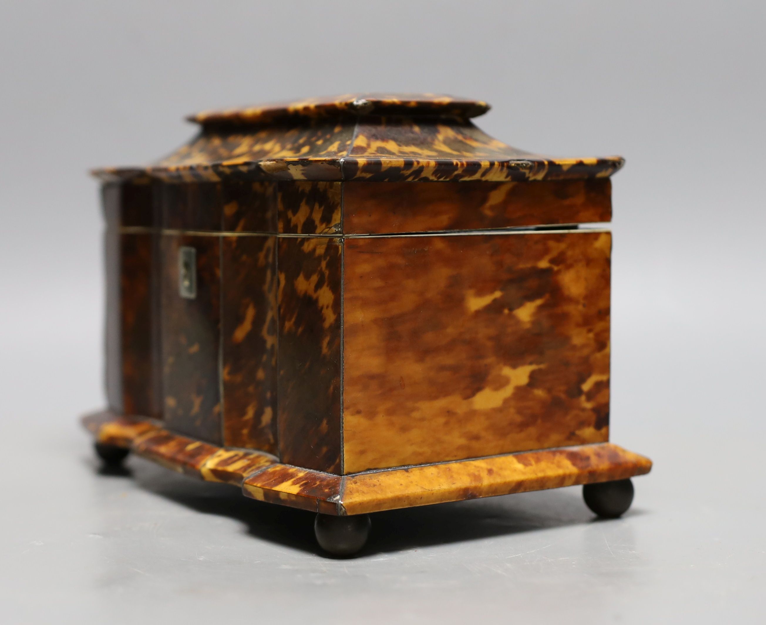 A 19th century tortoiseshell veneered tea caddy, ivory veneered edging, 20cms wide Ivory - Image 3 of 6