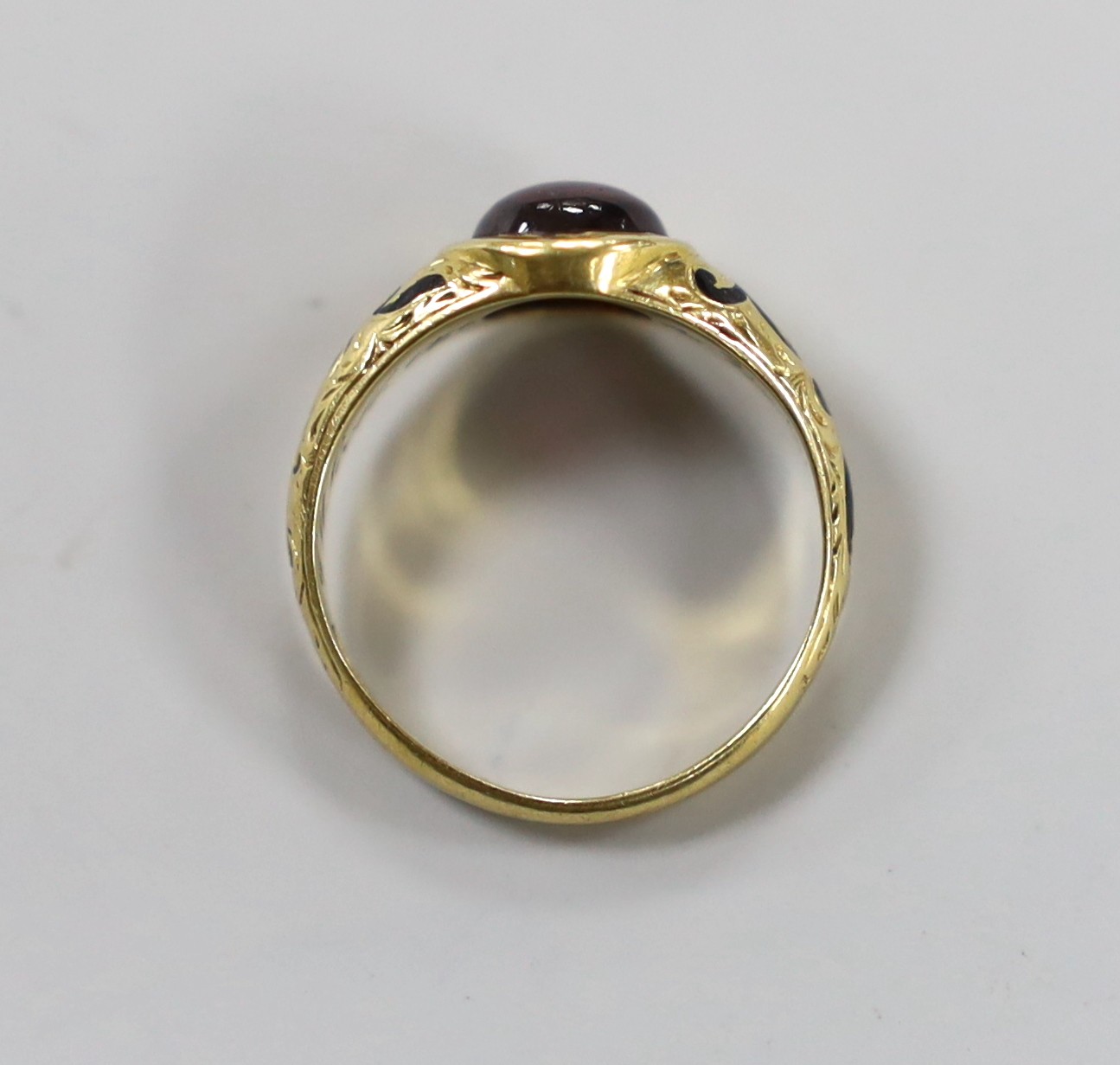 A Victorian 18ct gold, cabochon garnet and black enamel set memorial ring, the shank interior - Image 3 of 7