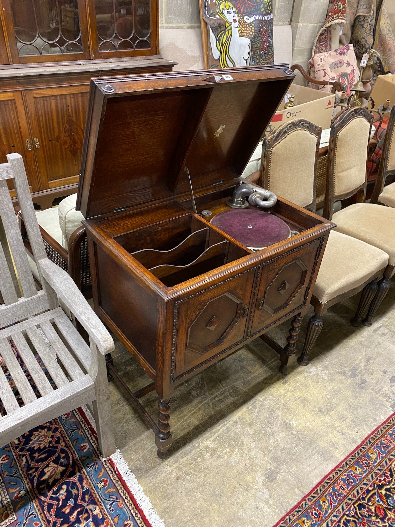 An early 20th century Apollo oak cased cabinet gramophone, width 74cm, depth 50cm, height 84cm - Image 2 of 2