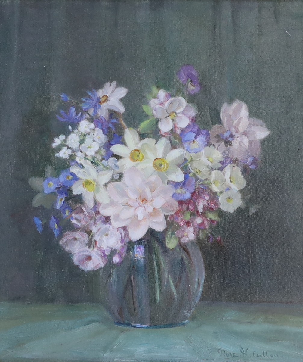 Nora Helen Cullen (20th C.), two oils on canvas, Still lifes of flowers in vases, signed, 35 x - Image 3 of 4
