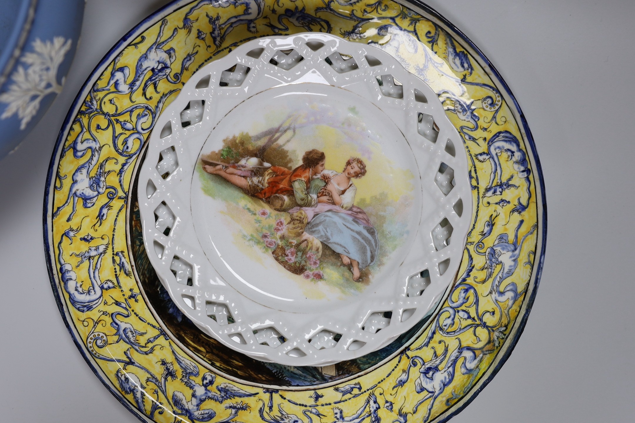 A Gien faience dish, Wedgwood jasper fruit bowl, an Art Deco Katzhutte figure and a pair of - Image 2 of 6