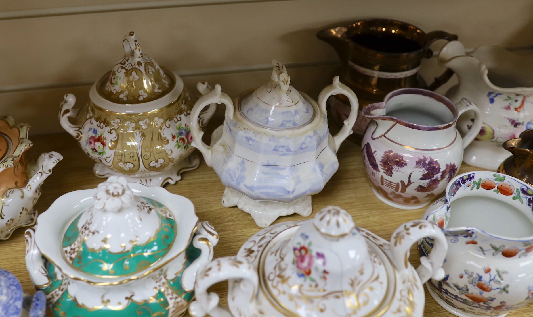 A collection of Victorian porcelain and pottery sucriers and jugs - Image 3 of 5