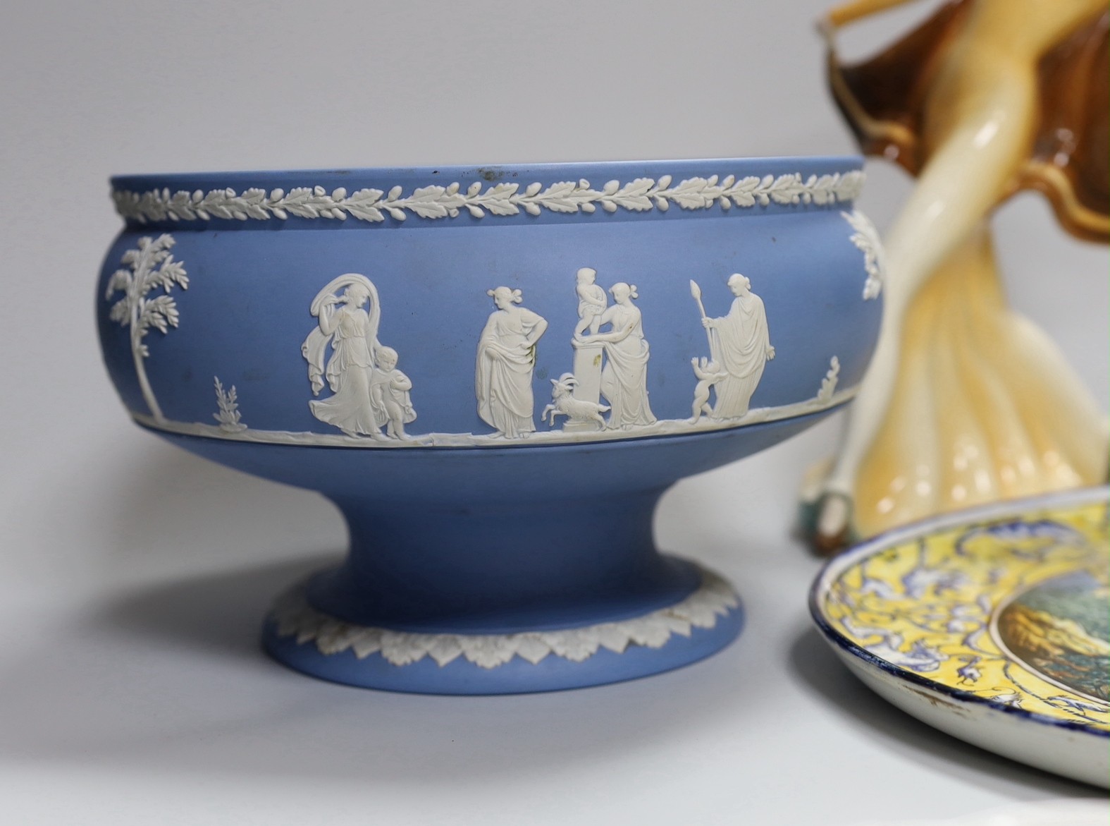 A Gien faience dish, Wedgwood jasper fruit bowl, an Art Deco Katzhutte figure and a pair of - Image 4 of 6