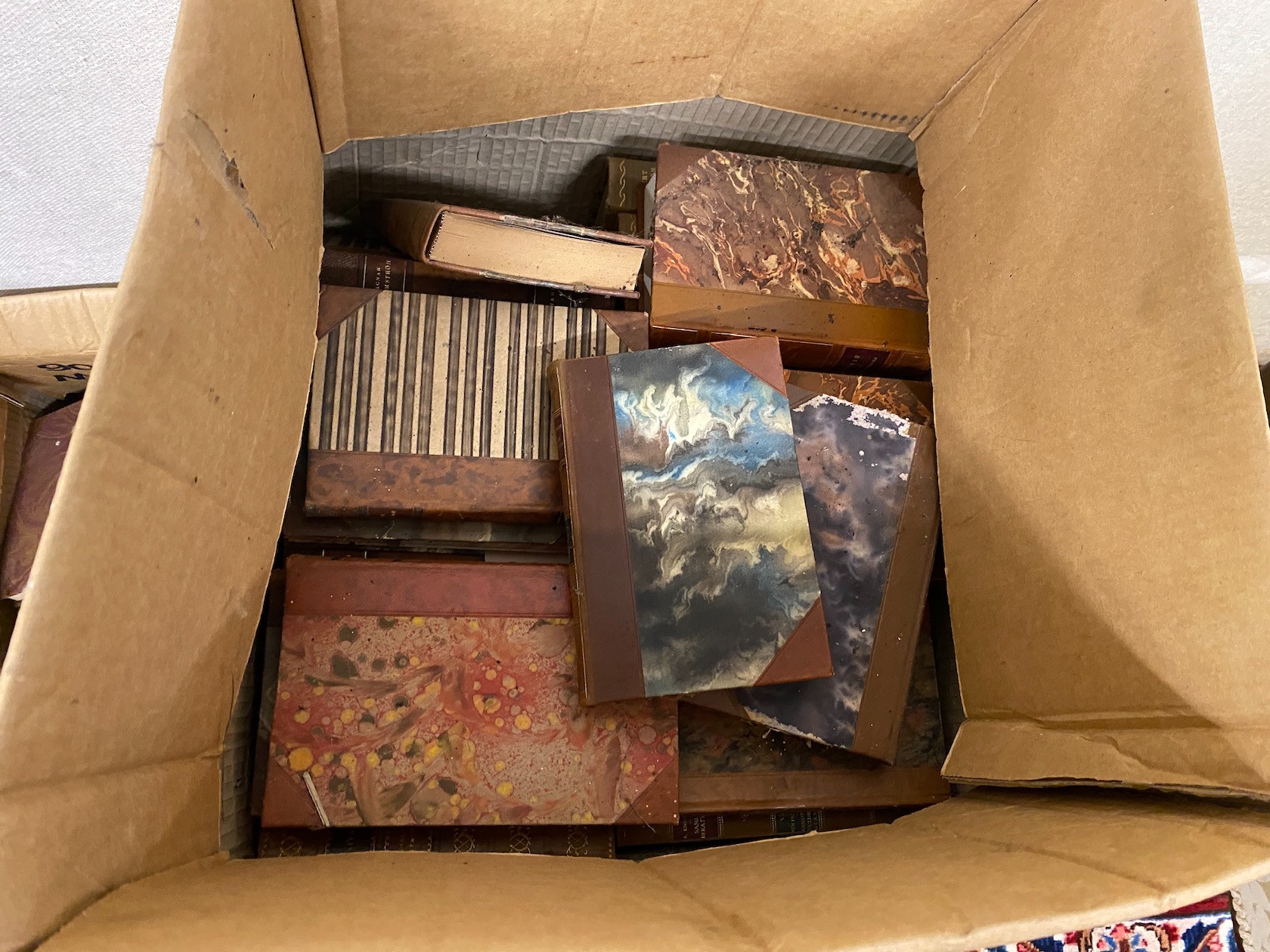 ° ° A quantity of assorted leather bindings - Image 2 of 3