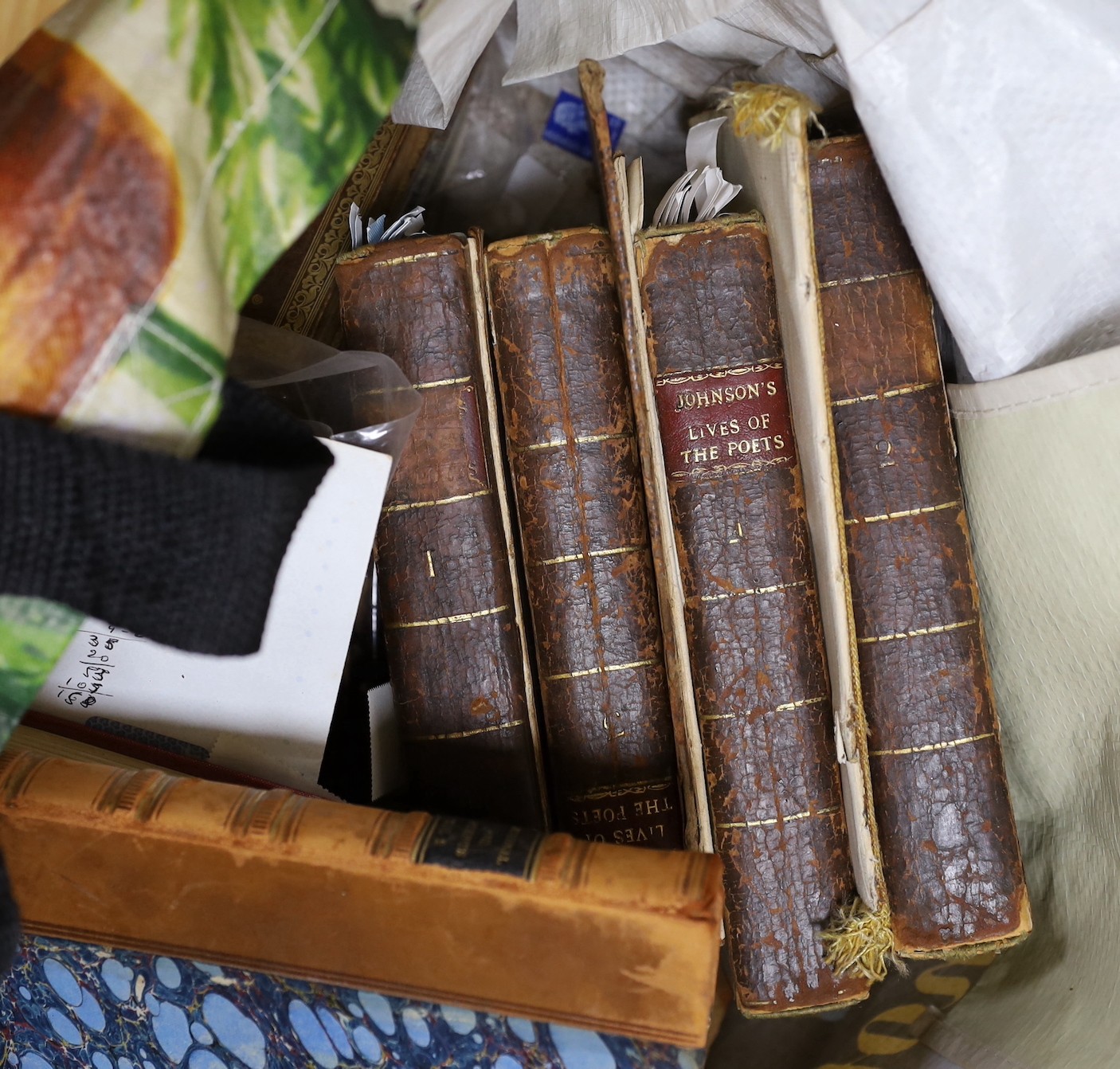 A quantity of various books and bindings including two bibles - Image 4 of 5