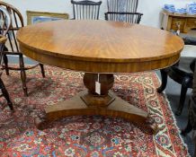 A William IV circular mahogany tilt top breakfast table, diameter 122cm, height 73cm