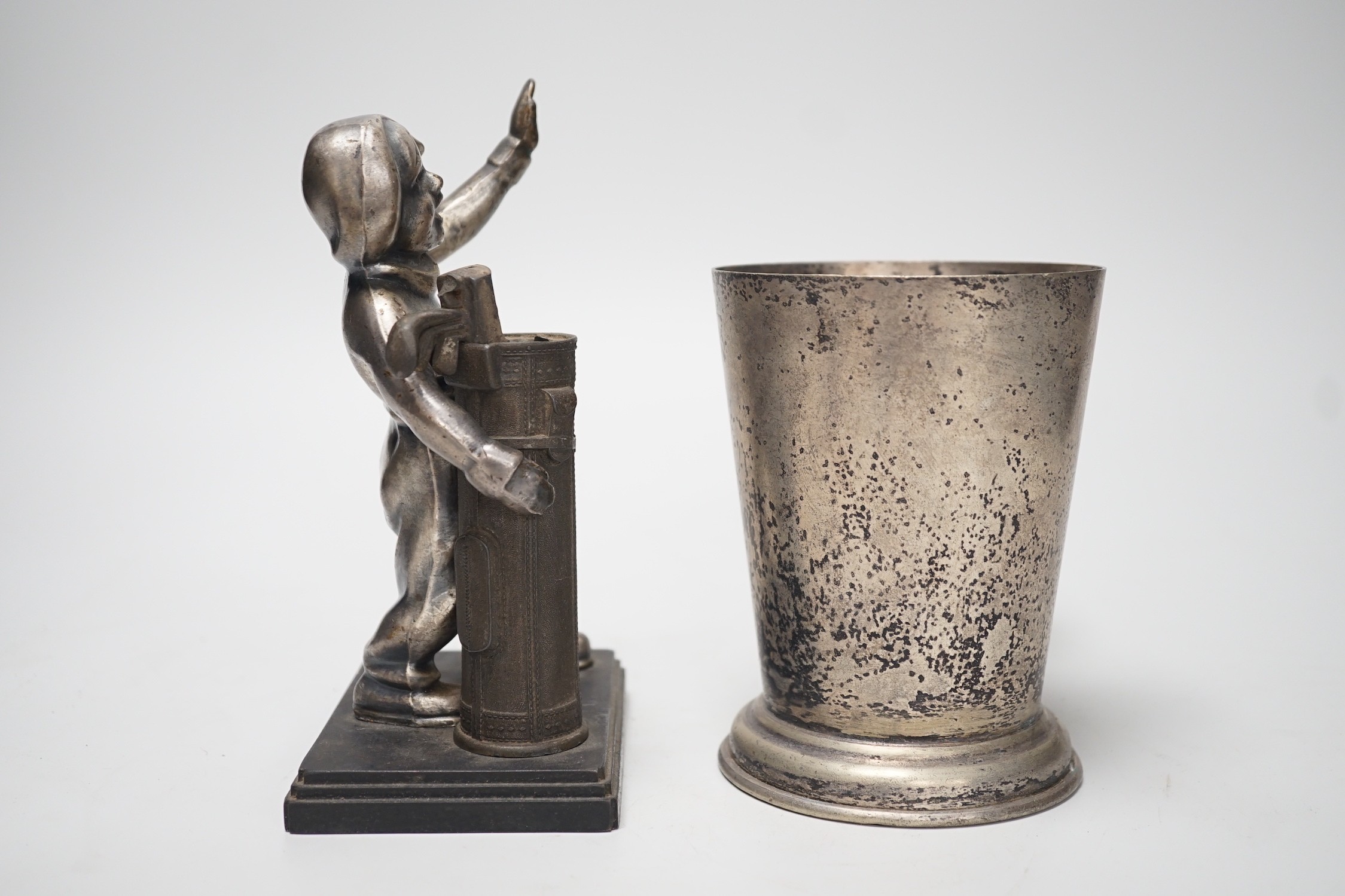 Golfing interest - novelty figural lighter and tankard. 18cm high - Image 3 of 4