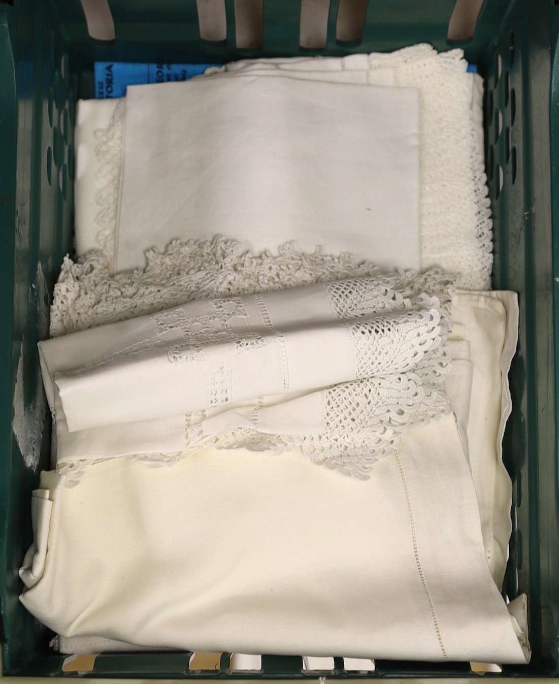 A quantity of lace trimmed and embroidered fabrics including tray cloths and pillow cases - Image 9 of 9