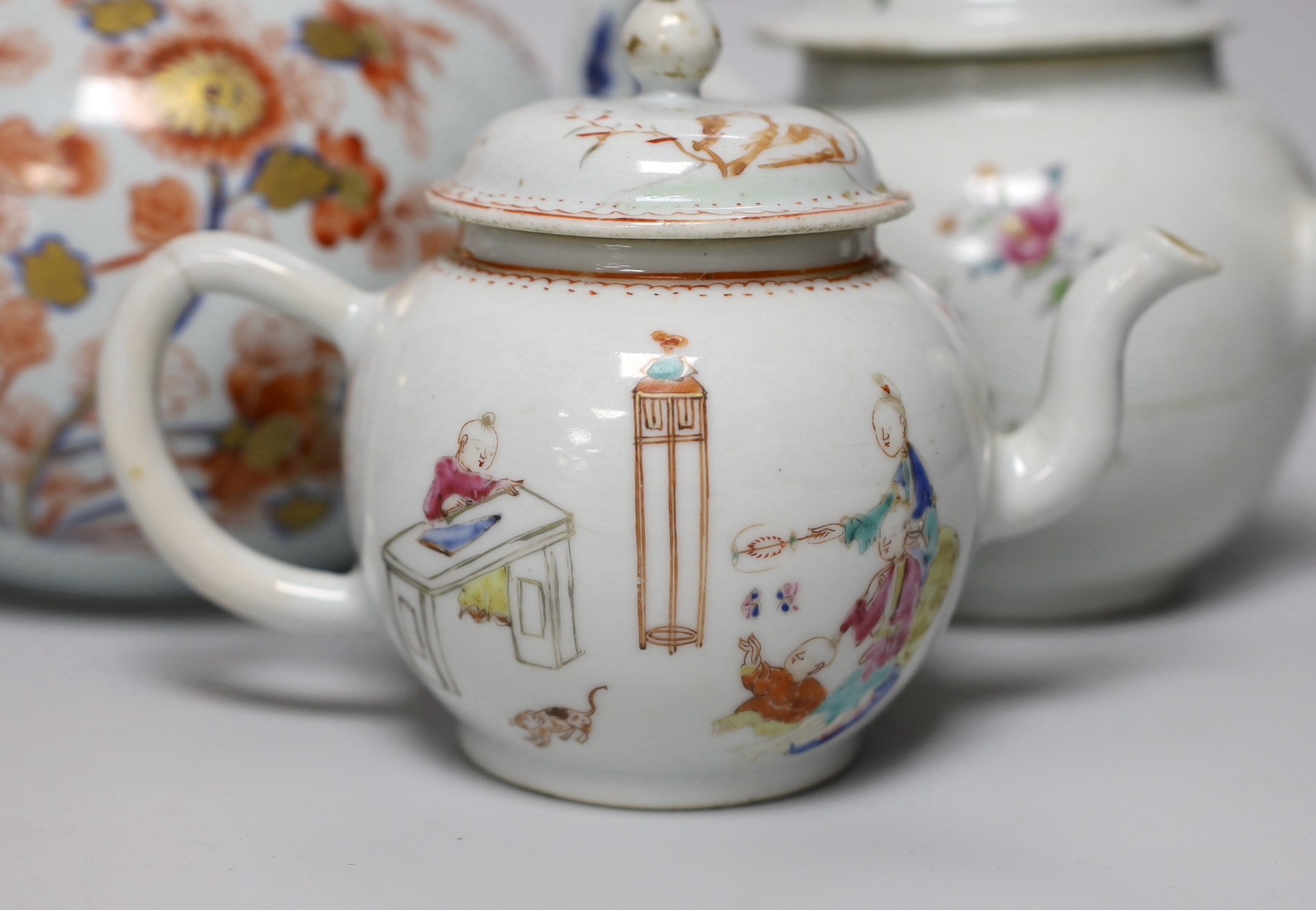 Four 18th century Chinese Export porcelain teapots. Tallest 15cm - Image 2 of 7