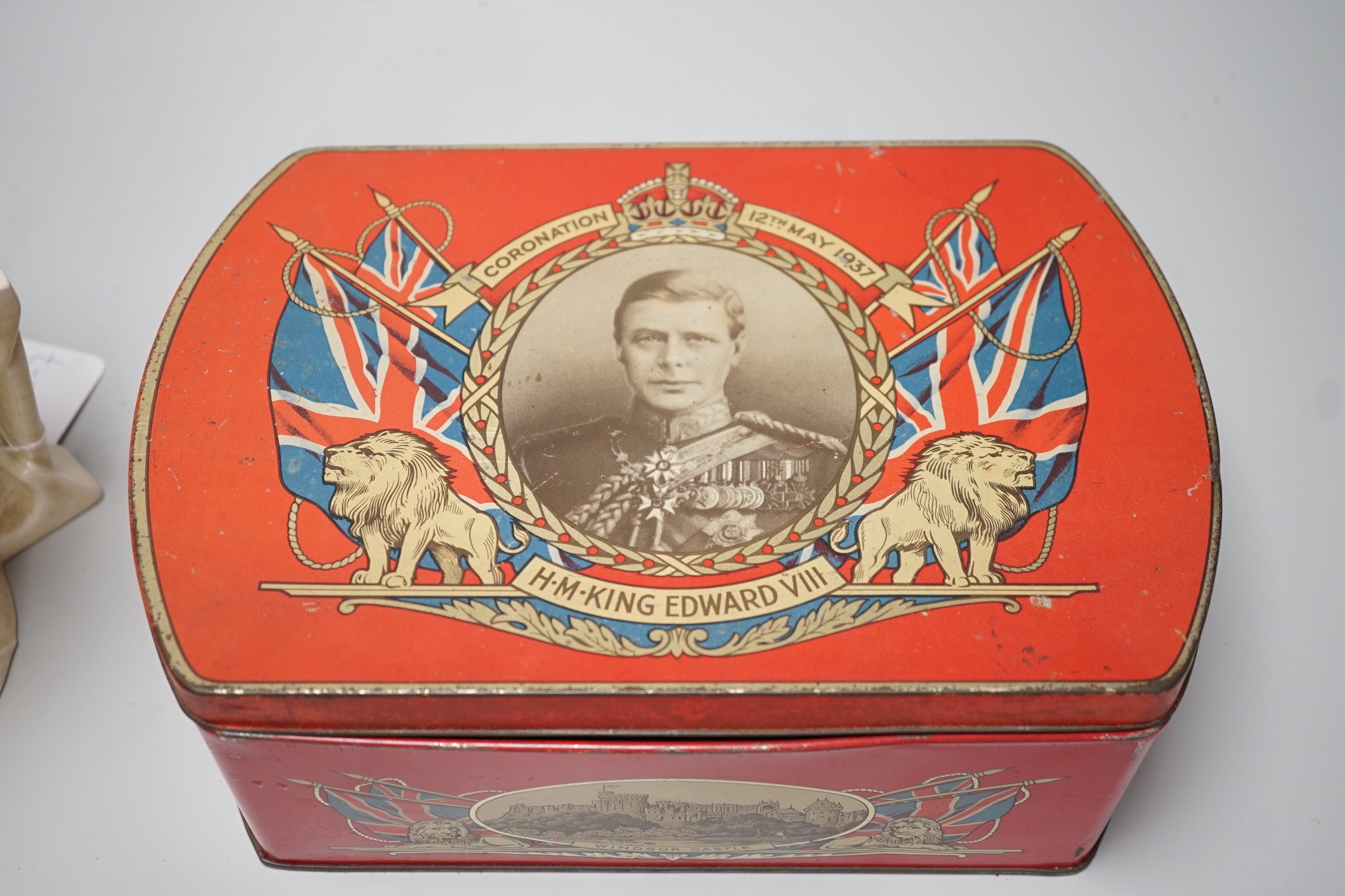 A musical Edward VII Coronation jug playing ' God save the King' and an Edward VIII biscuit tin - Image 7 of 7