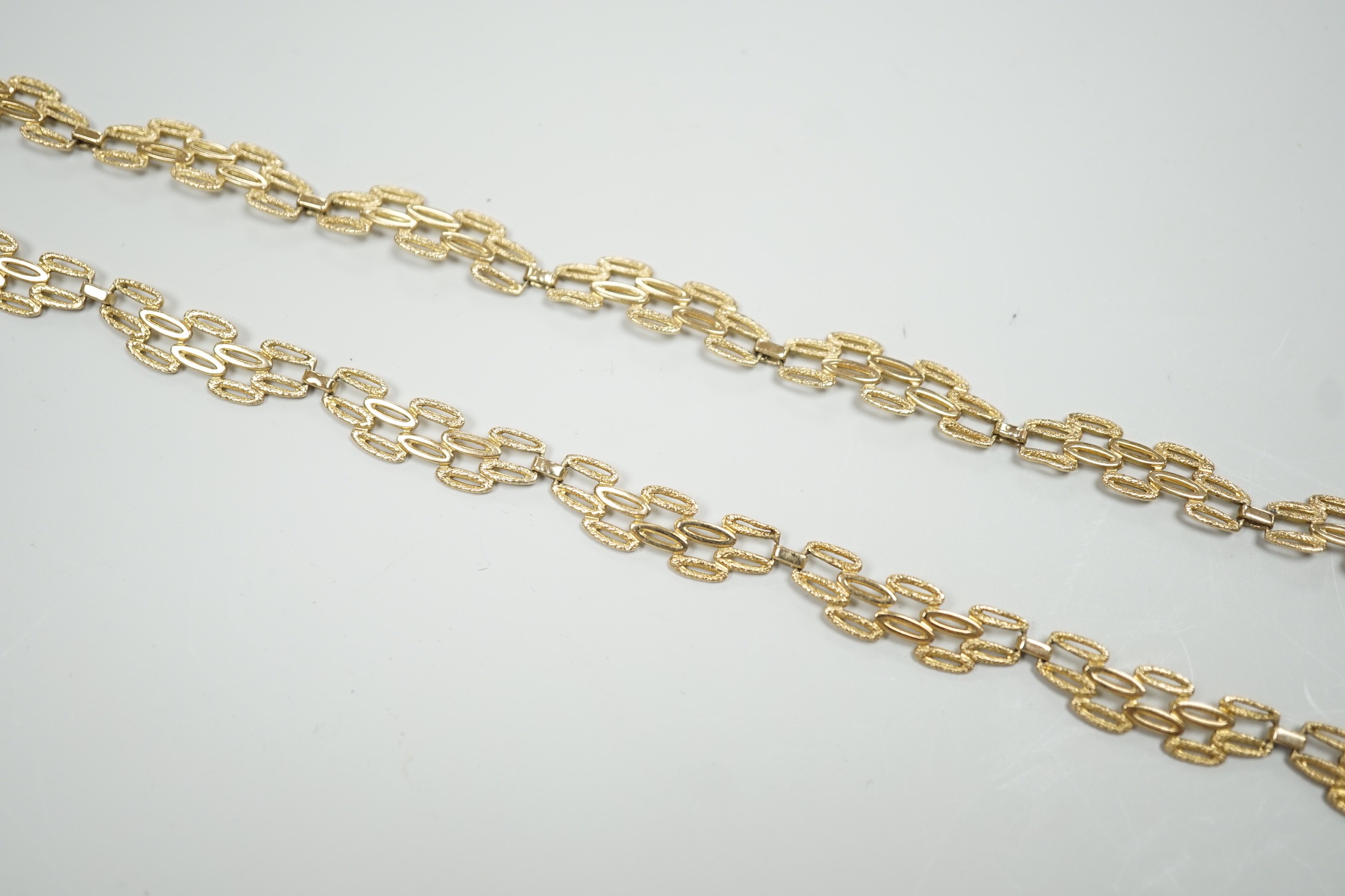 A 9ct gold pierced fancy link necklace, 45cm, 11 grams. - Image 4 of 5