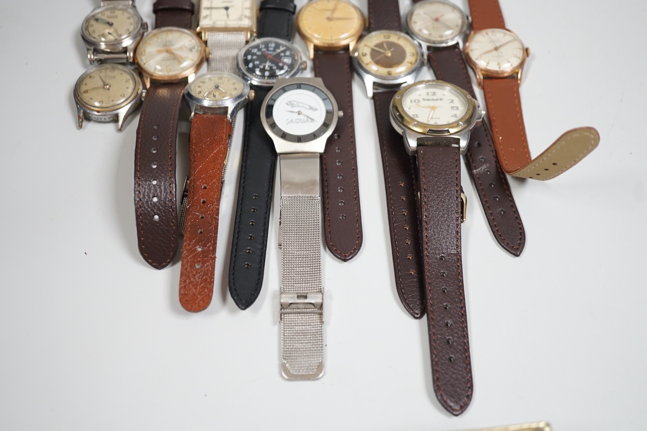 A collection of twelve assorted mainly gentleman's wrist watches, including Cyma, Sekonda and - Image 7 of 7