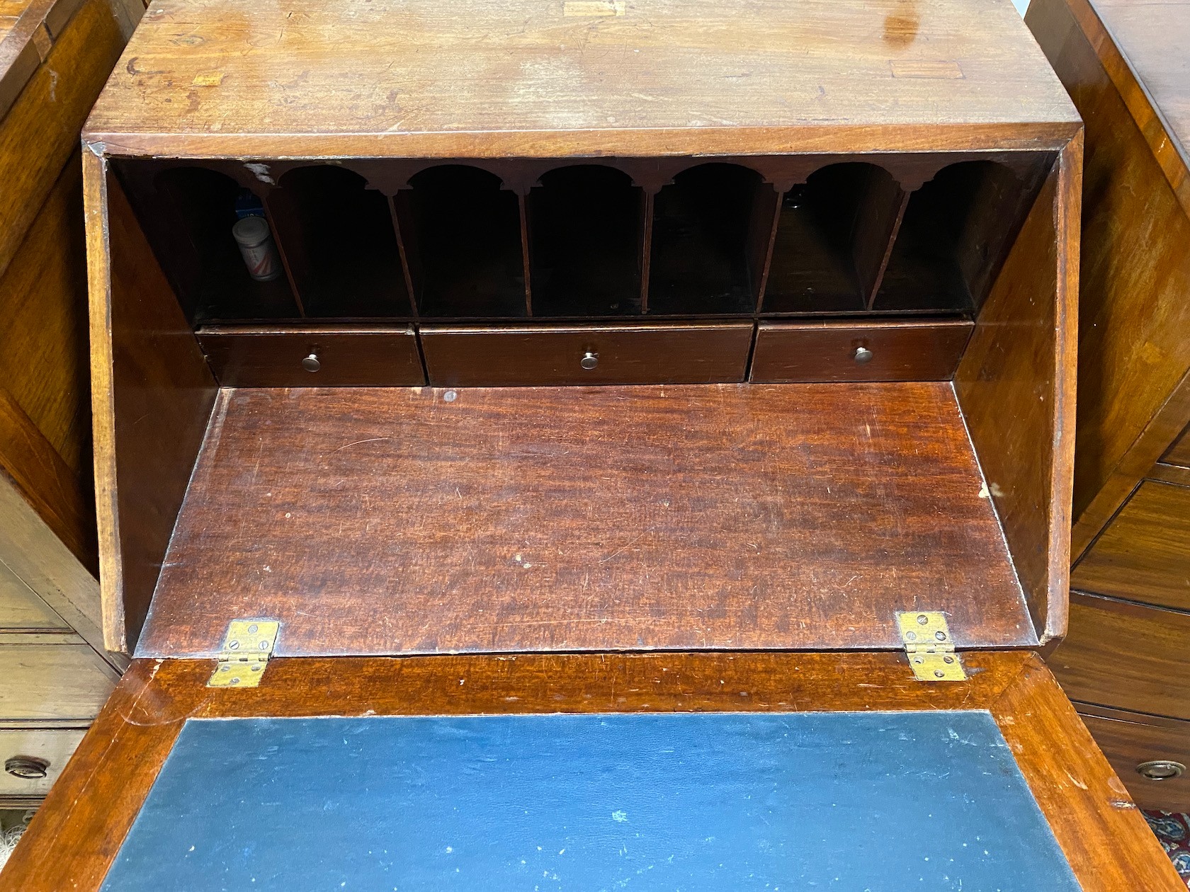 A small George III mahogany bureau, width 76cm, depth 55cm, height 104cm - Image 2 of 2