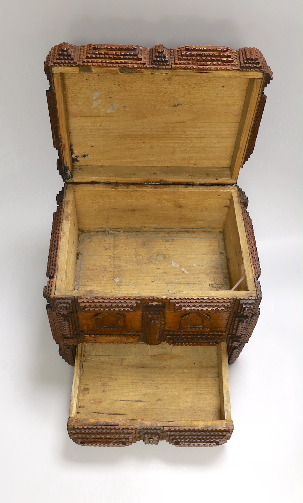 A late 19th century Tramp art elaborately chip-carved wood casket. 24cm high - Image 2 of 2