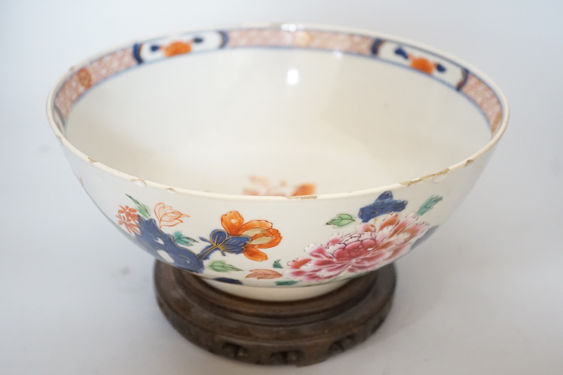 An 18th century Chinese famille rose bowl on wood stand, c.1740, diameter 26cm - Image 3 of 8