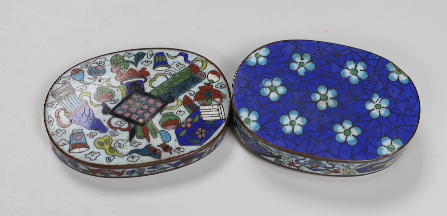 A Chinese cloisonné enamel ink box, late Qing dynasty, 7.5cm - Image 4 of 4
