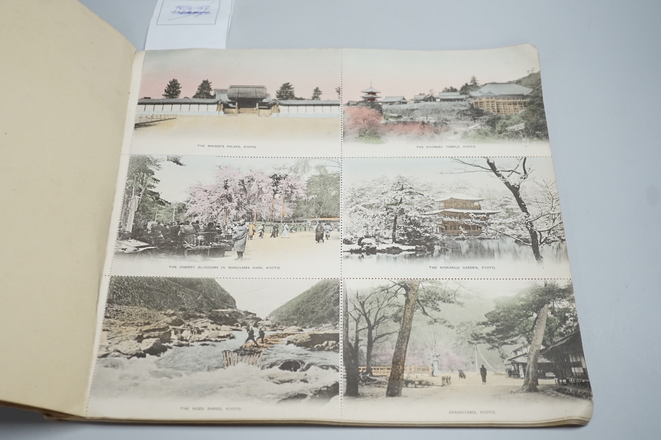 Postcards - Celebrated Sights of Japan, 72 postcards, published by Benrido, Kyoto, Japan - Image 4 of 6