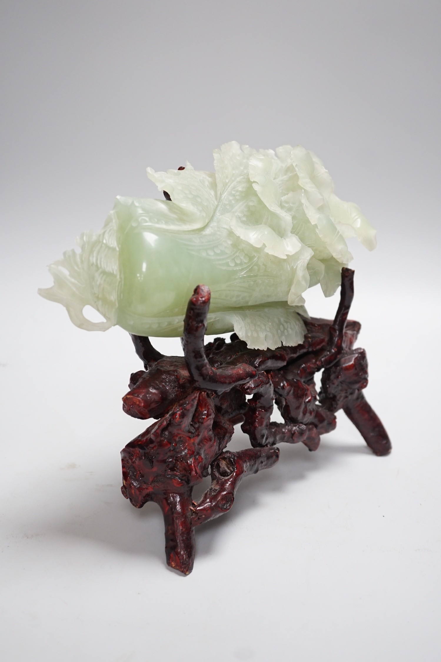 A Chinese bowenite jade carving of a cabbage and a rootwood stand, overall height 24cm - Image 6 of 6