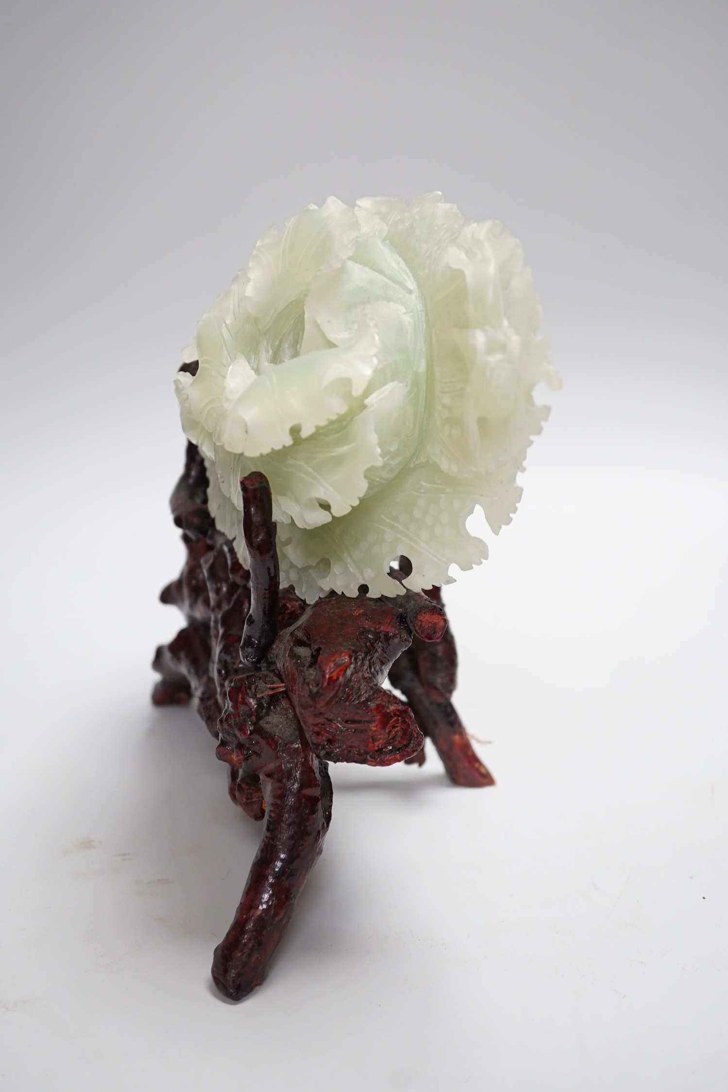 A Chinese bowenite jade carving of a cabbage and a rootwood stand, overall height 24cm - Image 3 of 6