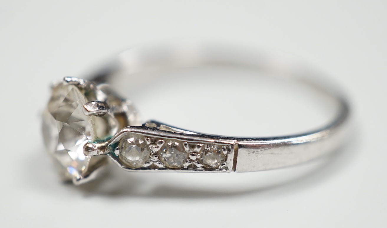 A mid 20th century white metal (stamped Plat) and single stone diamond ring, with diamond set - Image 2 of 4