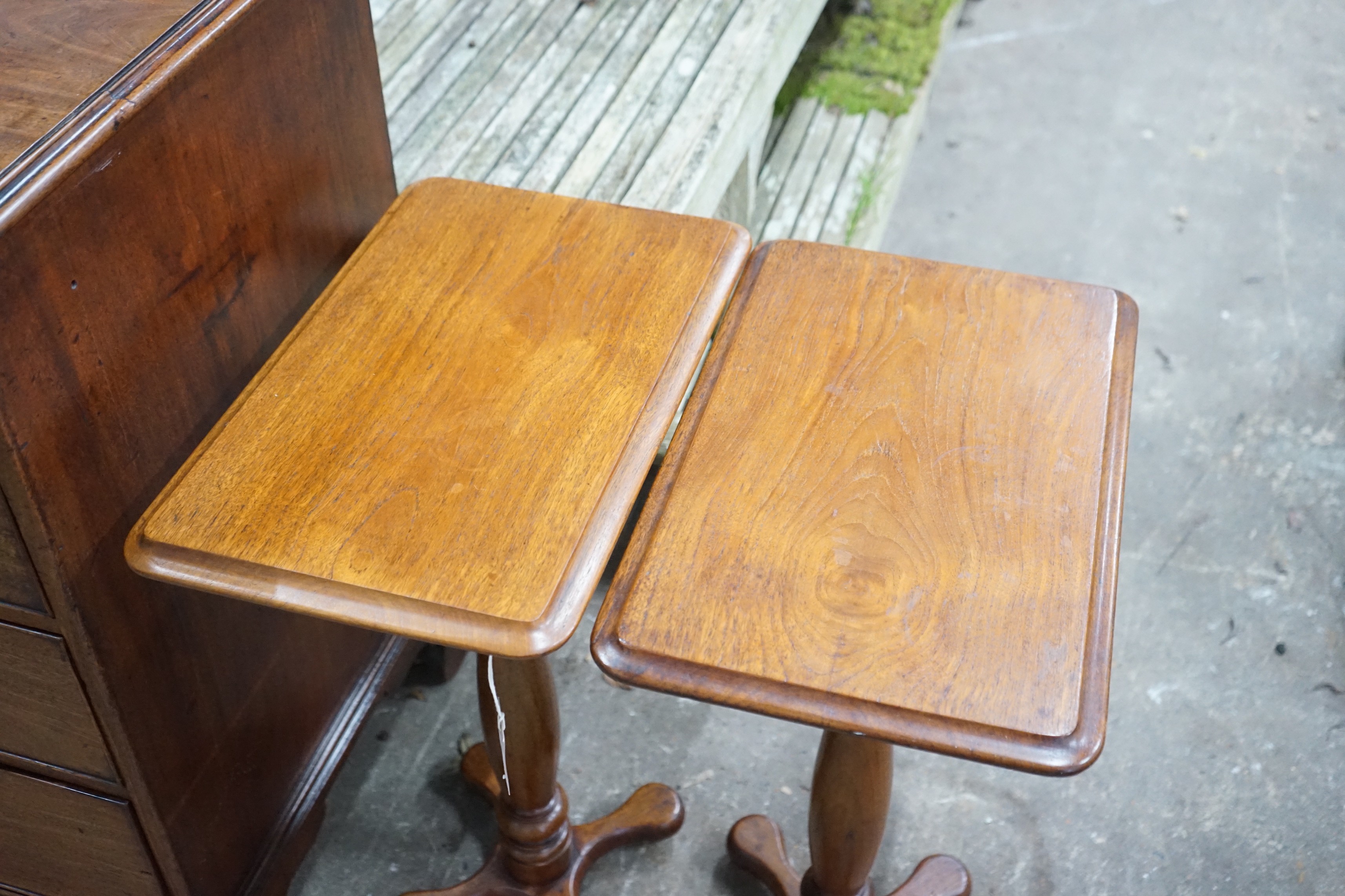 A pair of Victorian rectangular mahogany wine tables, width 50cm, depth 32cm, height 72cm - Image 2 of 3