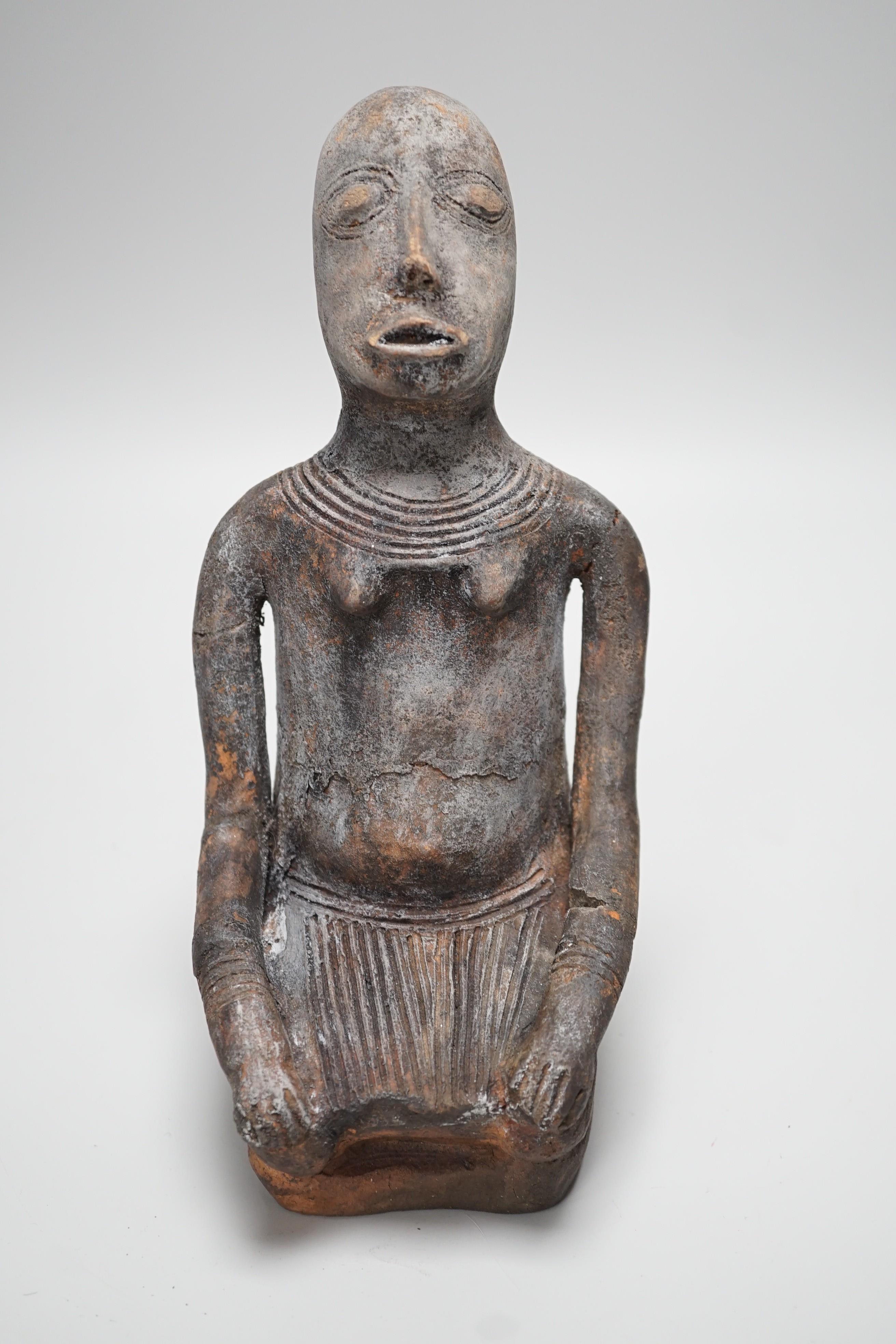 An African tribal Terracotta figure Djenne Mali 24cm - Image 2 of 4