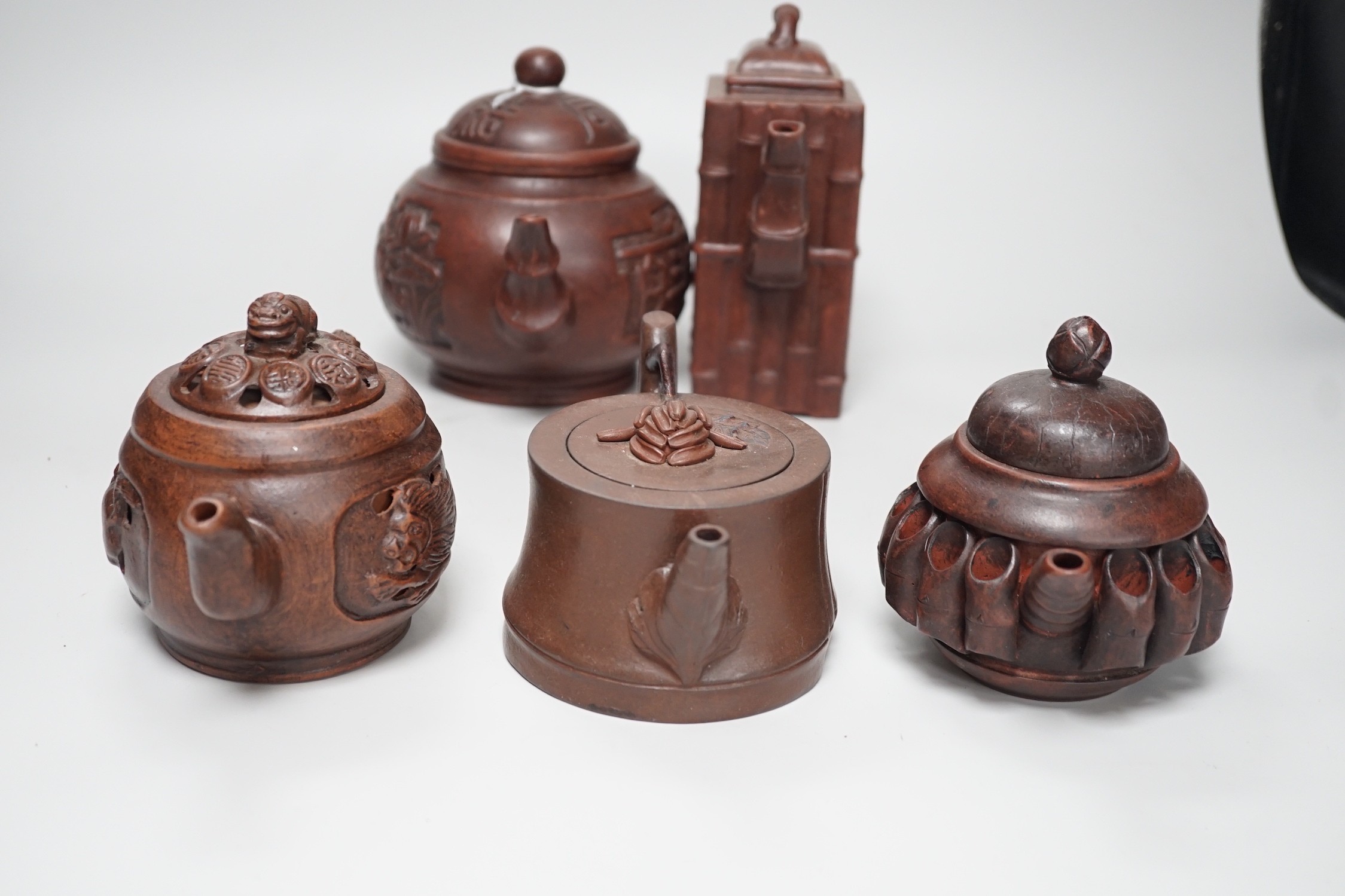 A collection of five Chinese Yixing teapots, tallest 6.5cms high - Image 7 of 13