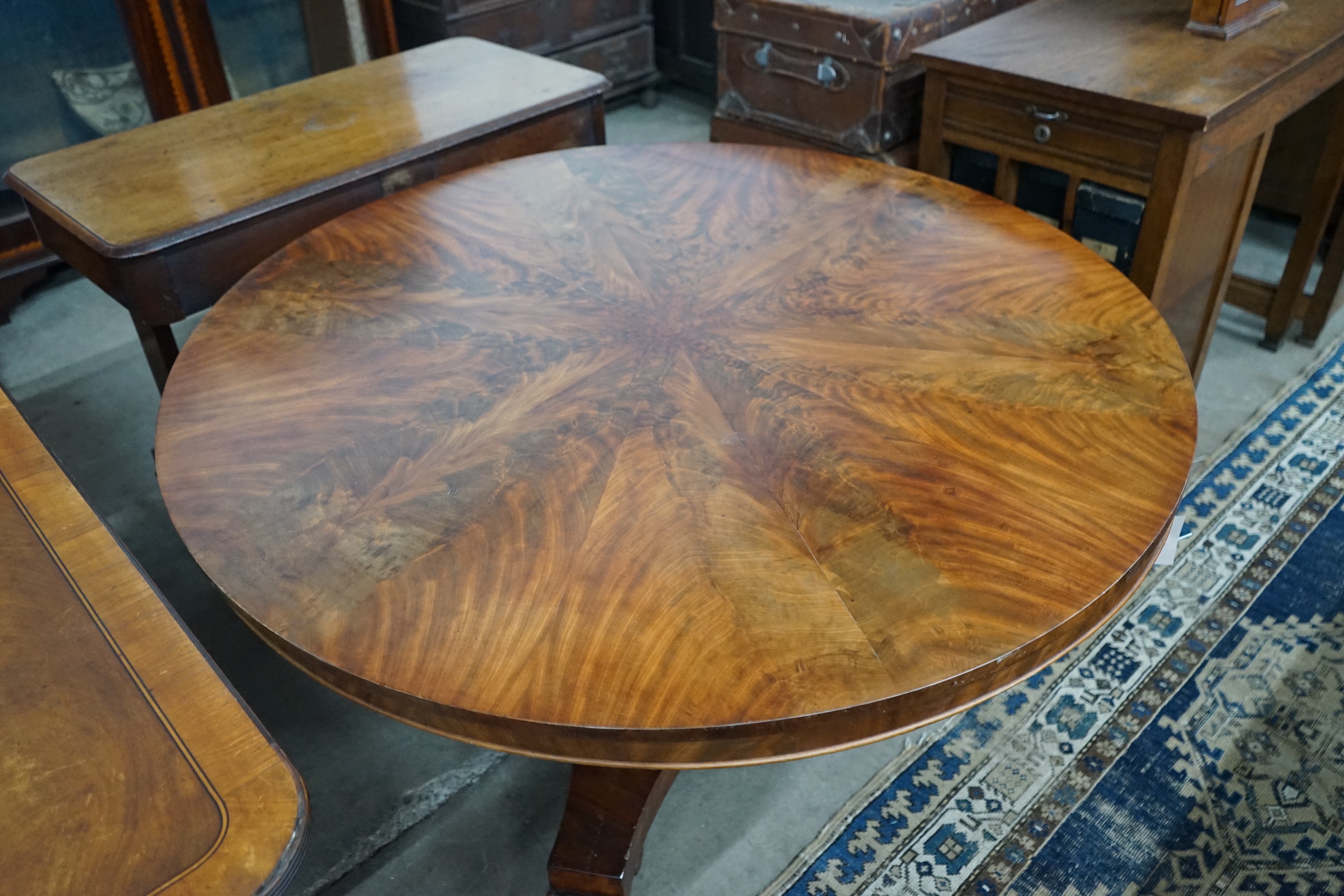 A William IV mahogany circular tilt top breakfast table, diameter 129cm, height 71cm - Image 2 of 3