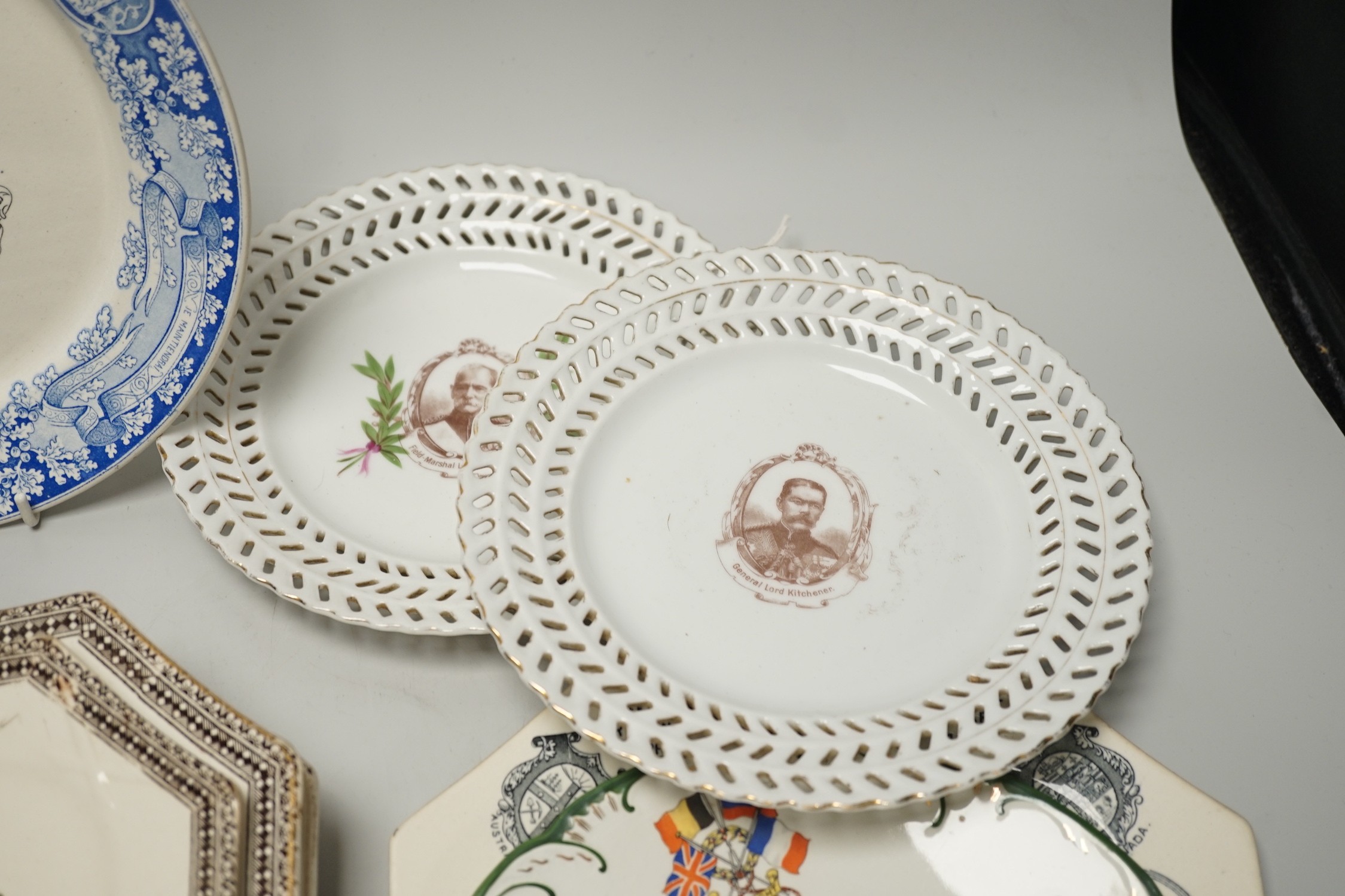 A collection of mostly late 19th and early 20th century commemorative plates, including eight - Image 3 of 6