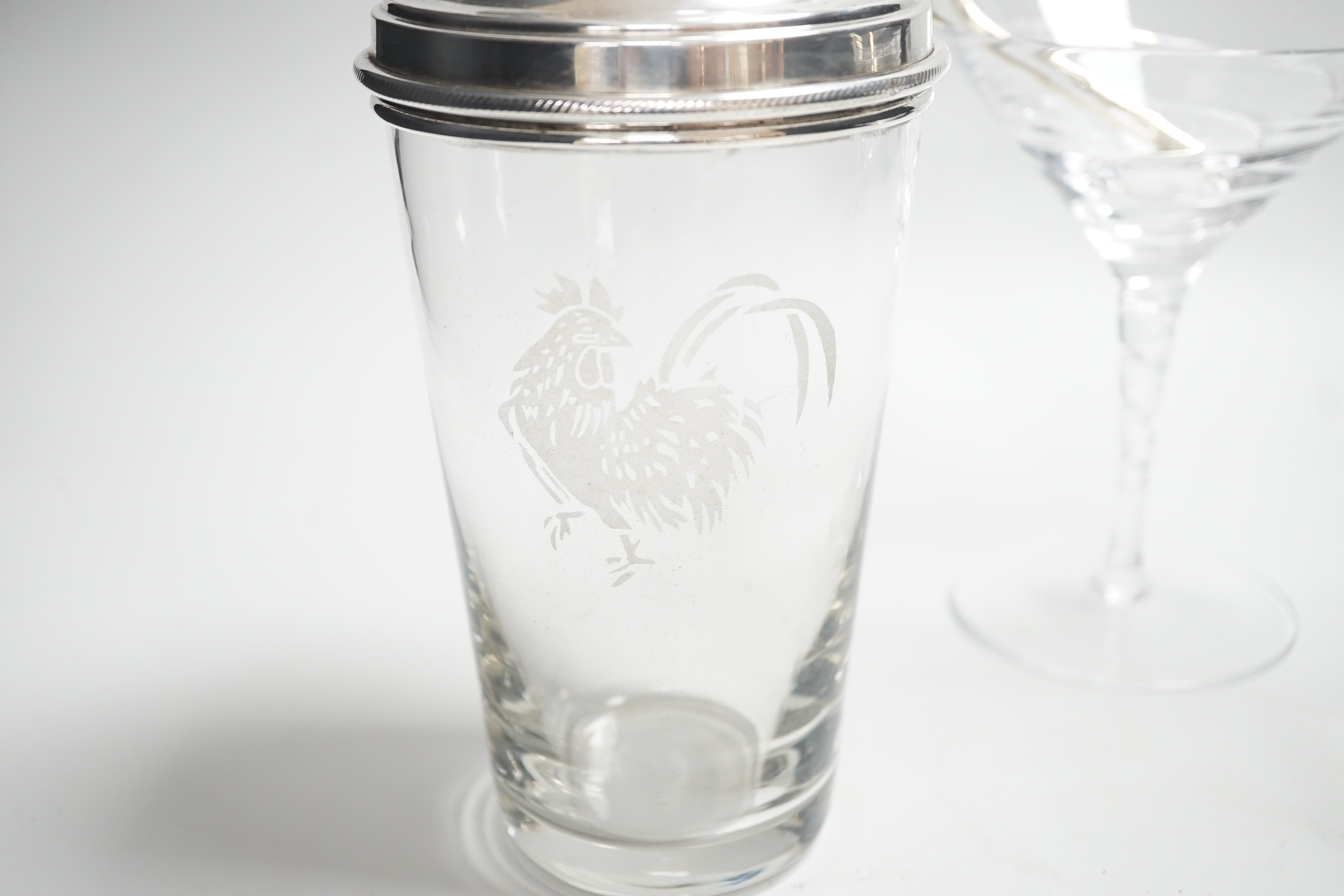 A silver plated cockerel cocktail shaker together with silver stirrers and glasses - Image 2 of 8