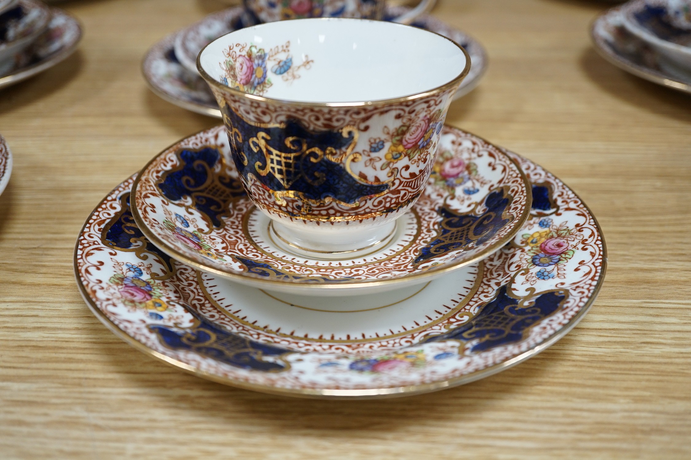 A Crown Staffordshire tea service decorated in white and gilt (46 pieces) - Image 2 of 6