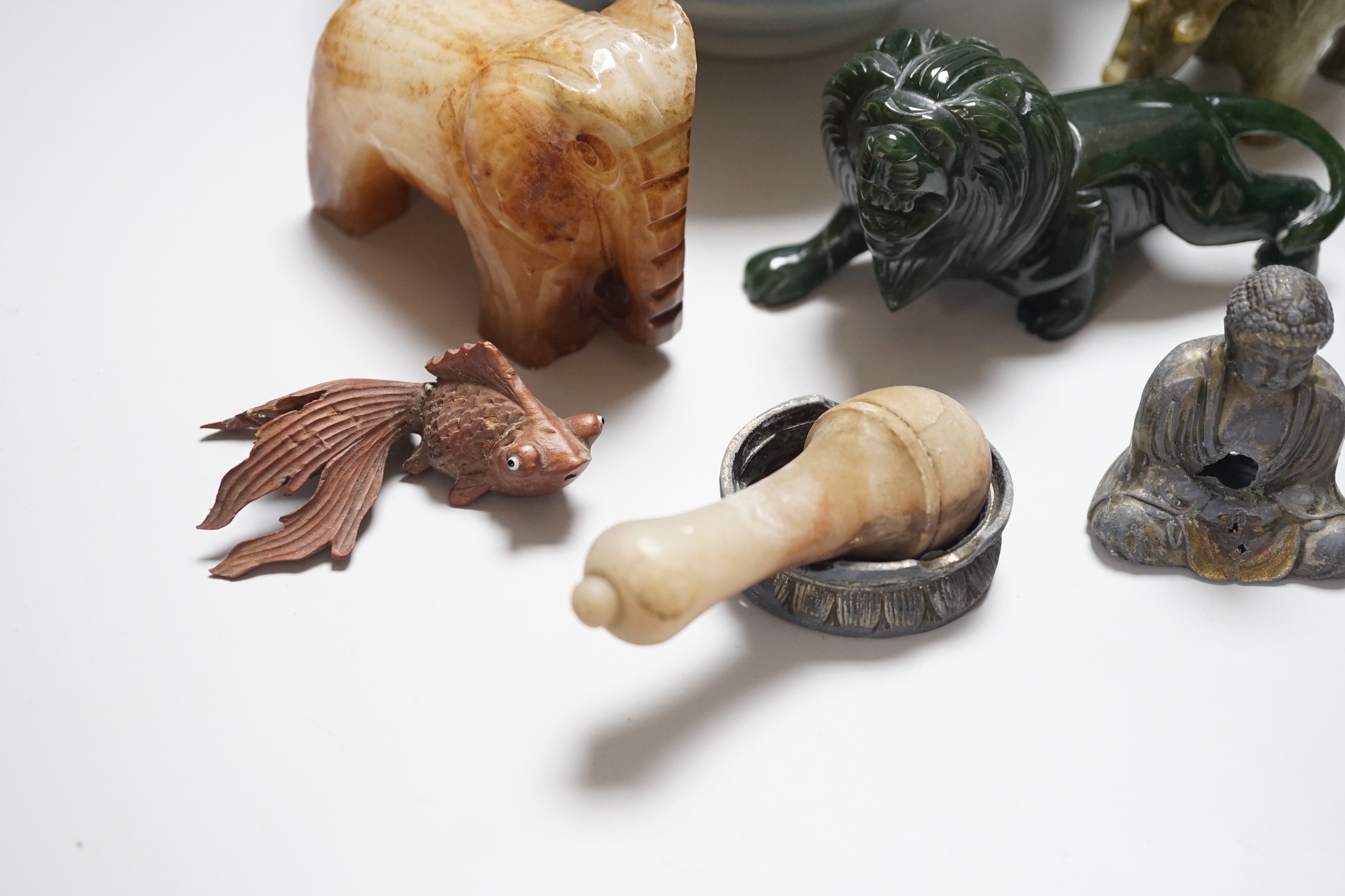 A collection of Chinese ceramic and hardstone figures etc, - Image 2 of 11