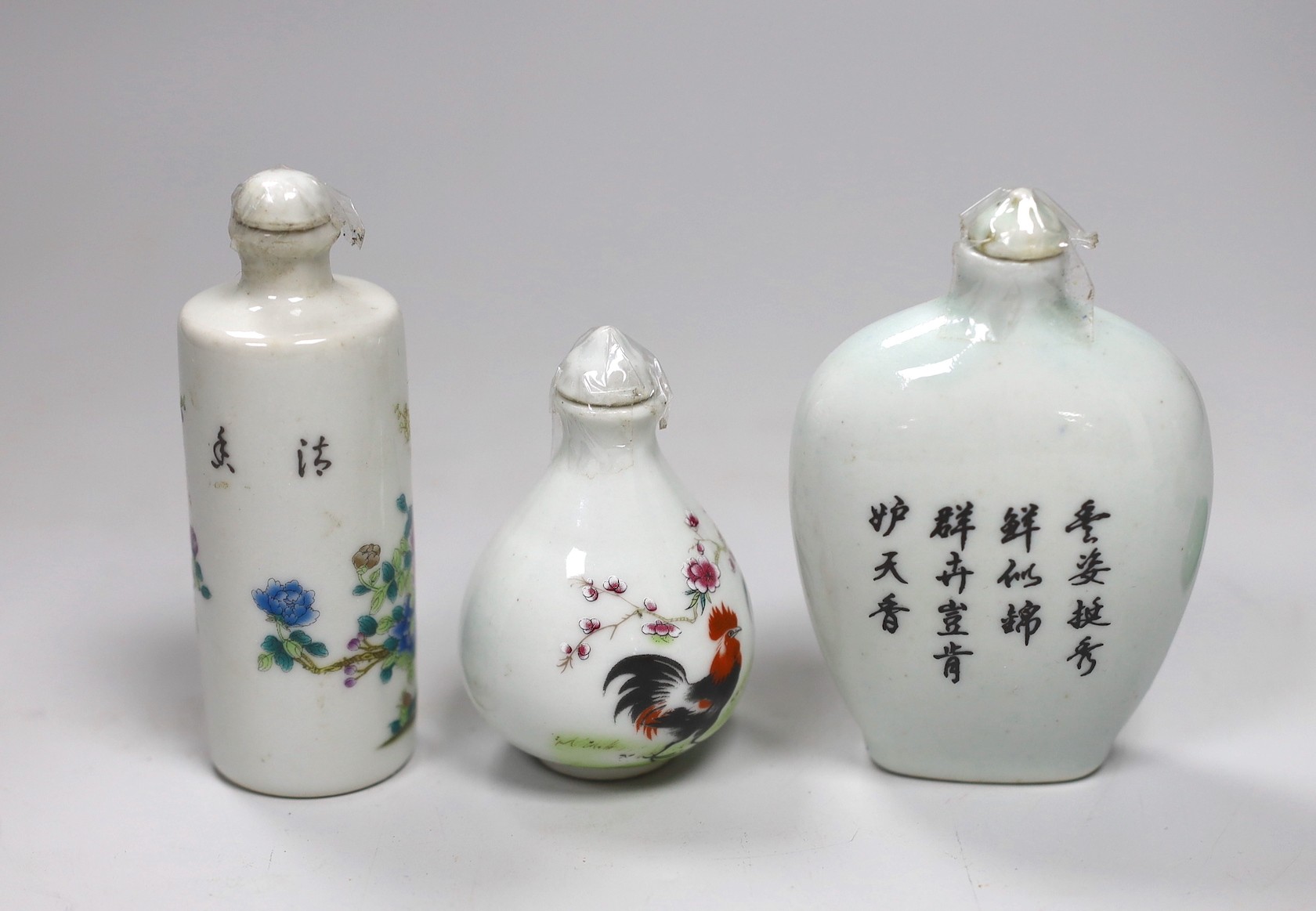 Six assorted Chinese snuff bottles, Tallest 13.5 cm - Image 3 of 9