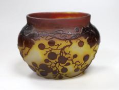 A signed Galle cameo glass vase, c.1910, 11cms high