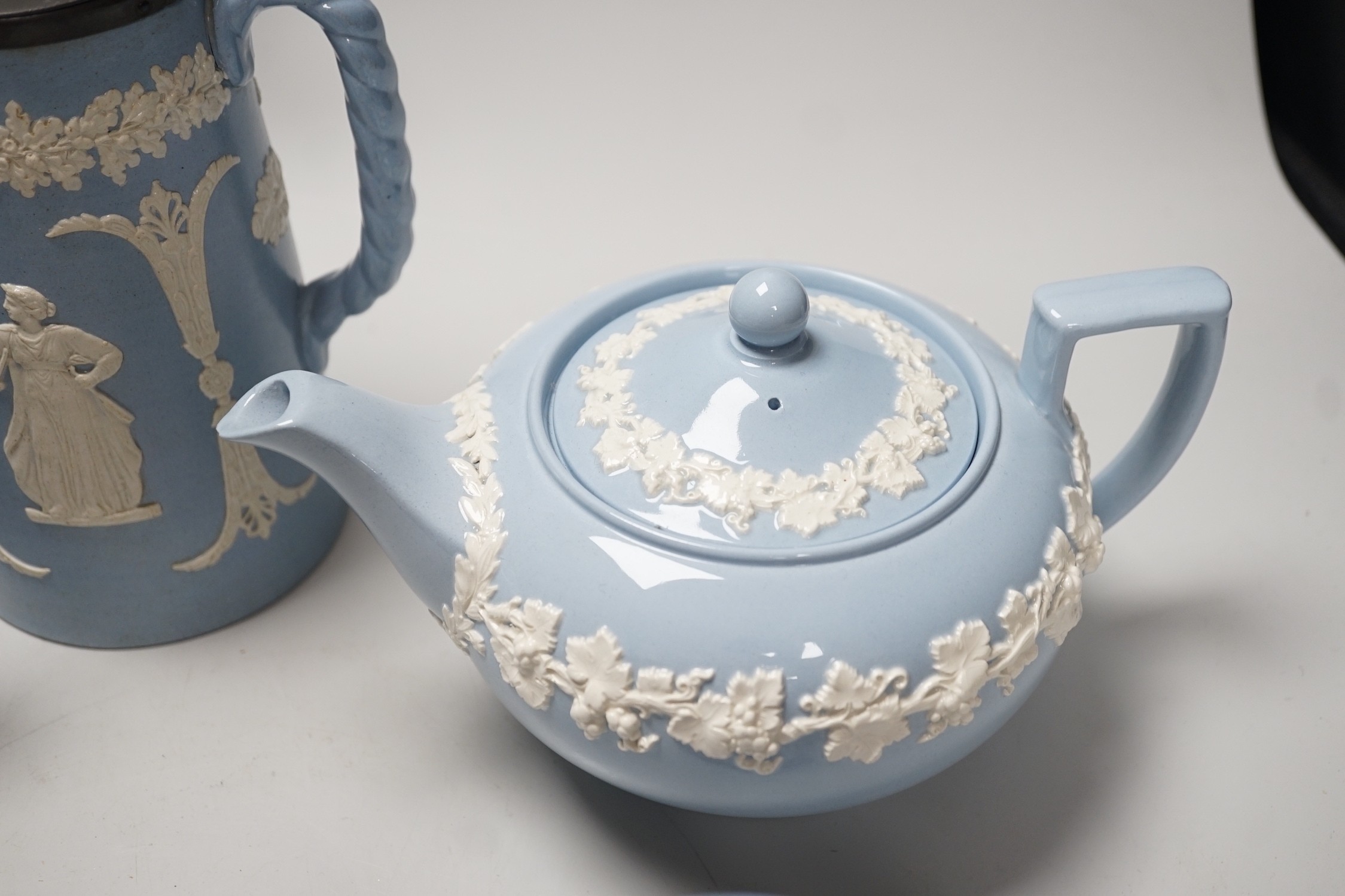 A group of Wedgwood and Wedgwood style jasperware teapots and jugs. - Image 7 of 9