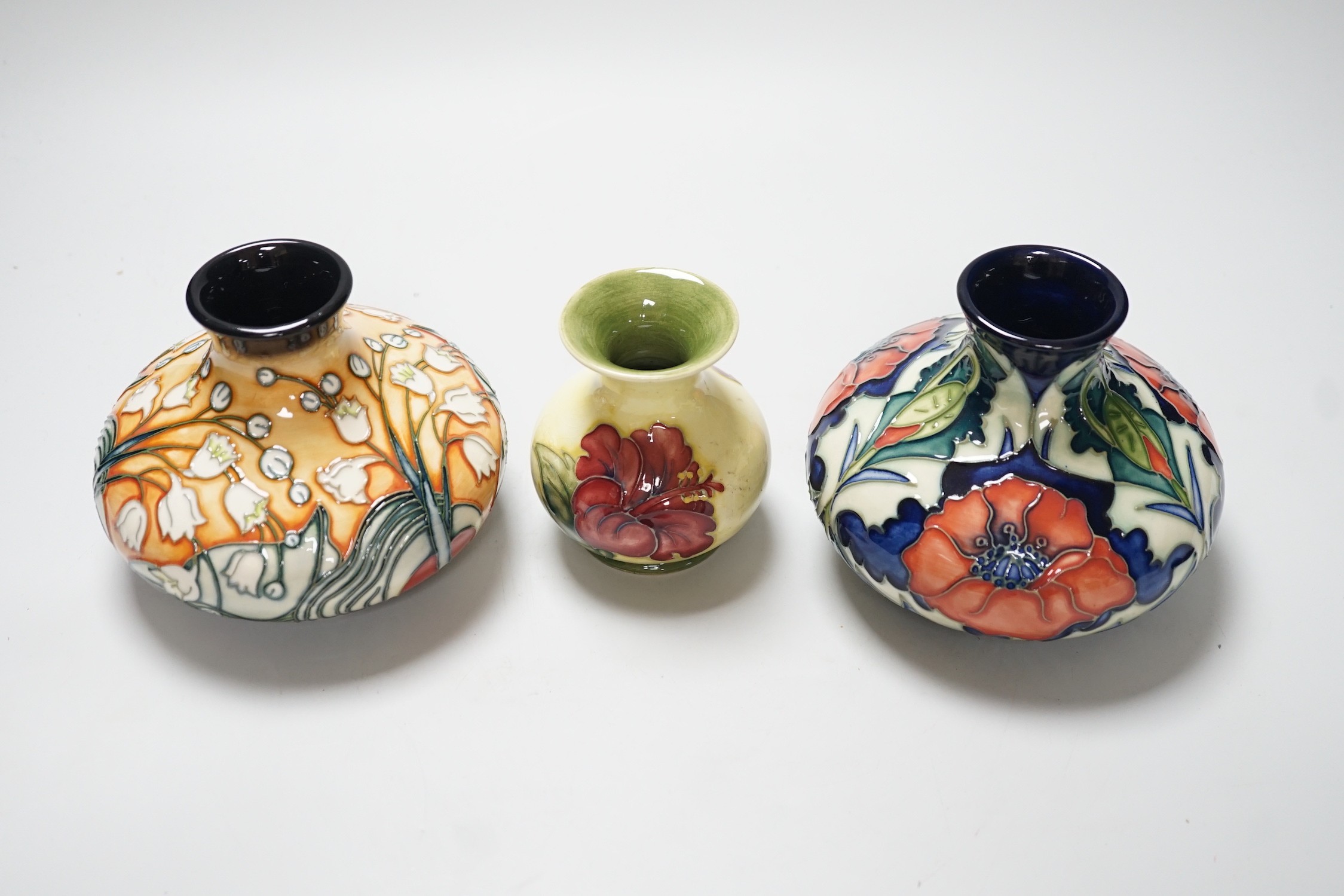 Three Moorcroft vases, in Poppy, Hibiscus and Tulip designs, tallest 10.5 cm, one boxed - Image 4 of 5