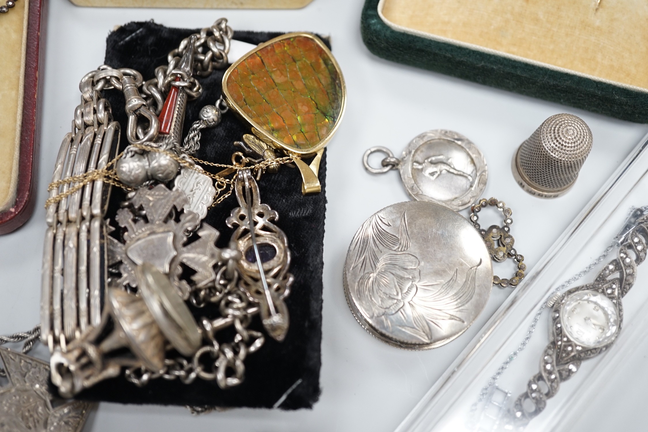 Mixed jewellery, white metal and silver items including Victorian silver twin hearts brooch, 43mm, - Image 4 of 7