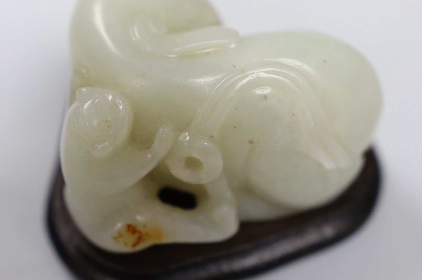 Chinese white jade carving of a monkey and elephant, with wooden stand - 8cms wide and a Chinese - Image 6 of 8