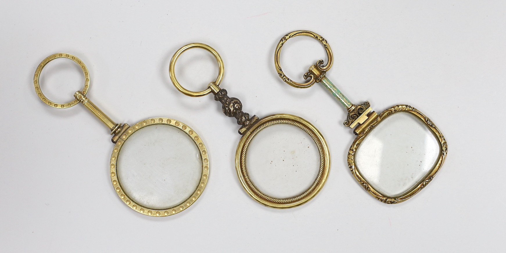 Two 19th century tortoiseshell and horn snuff boxes and three decorative gilt metal monocles - Image 2 of 4