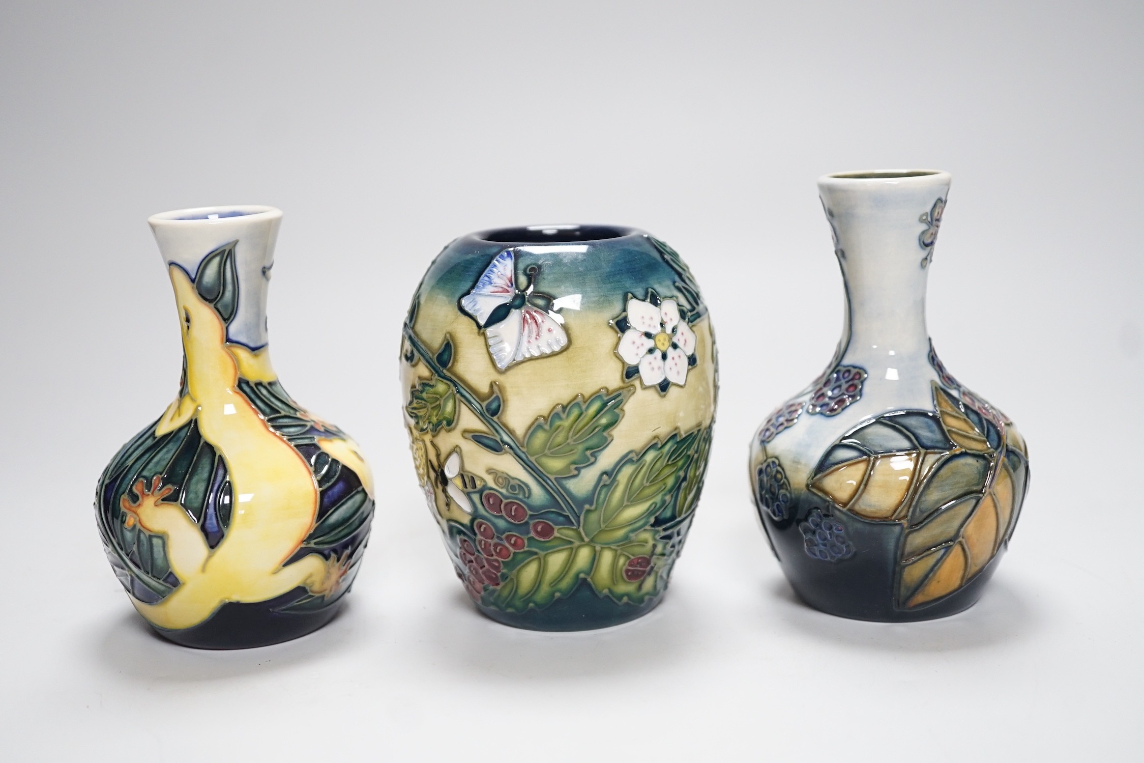 Three boxed Moorcroft small vases, Rarotonga Lizard, Bramble, etc., tallest 10 cm - Image 3 of 5