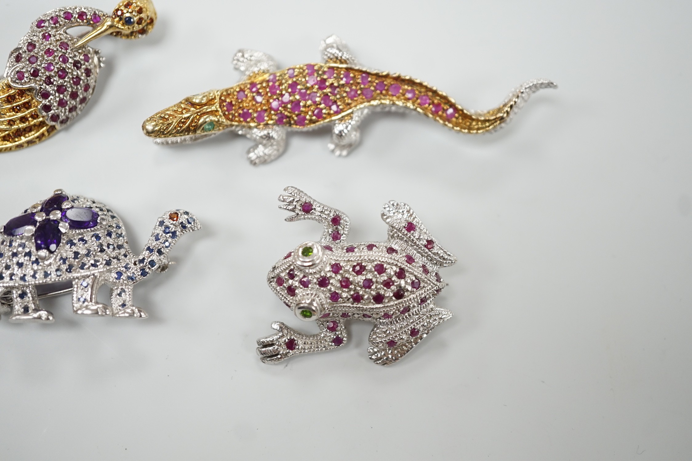 Four assorted modern white metal and coloured paste set miniature animal brooches, three stamped - Image 5 of 5