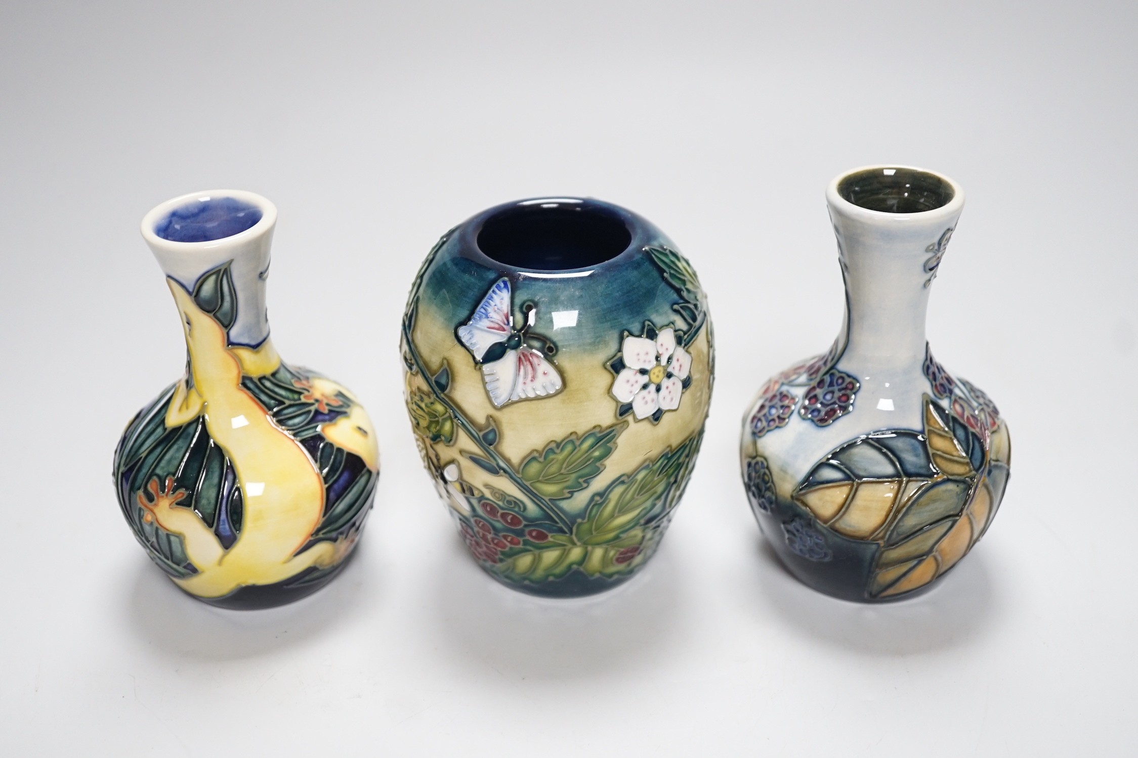 Three boxed Moorcroft small vases, Rarotonga Lizard, Bramble, etc., tallest 10 cm - Image 4 of 5