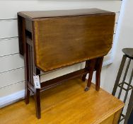 An Edwardian satinwood banded mahogany Sutherland table, width 60cm, depth 19cm, height 62cm